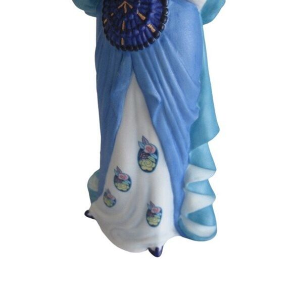 Lenox Rhapsody In Blue Vintage Figurine - Picture 5 of 13